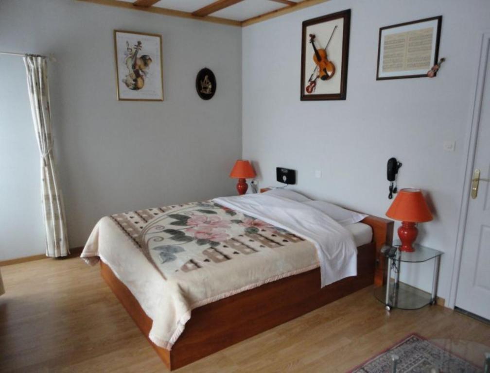 B&B Mirage Frecourt Номер фото