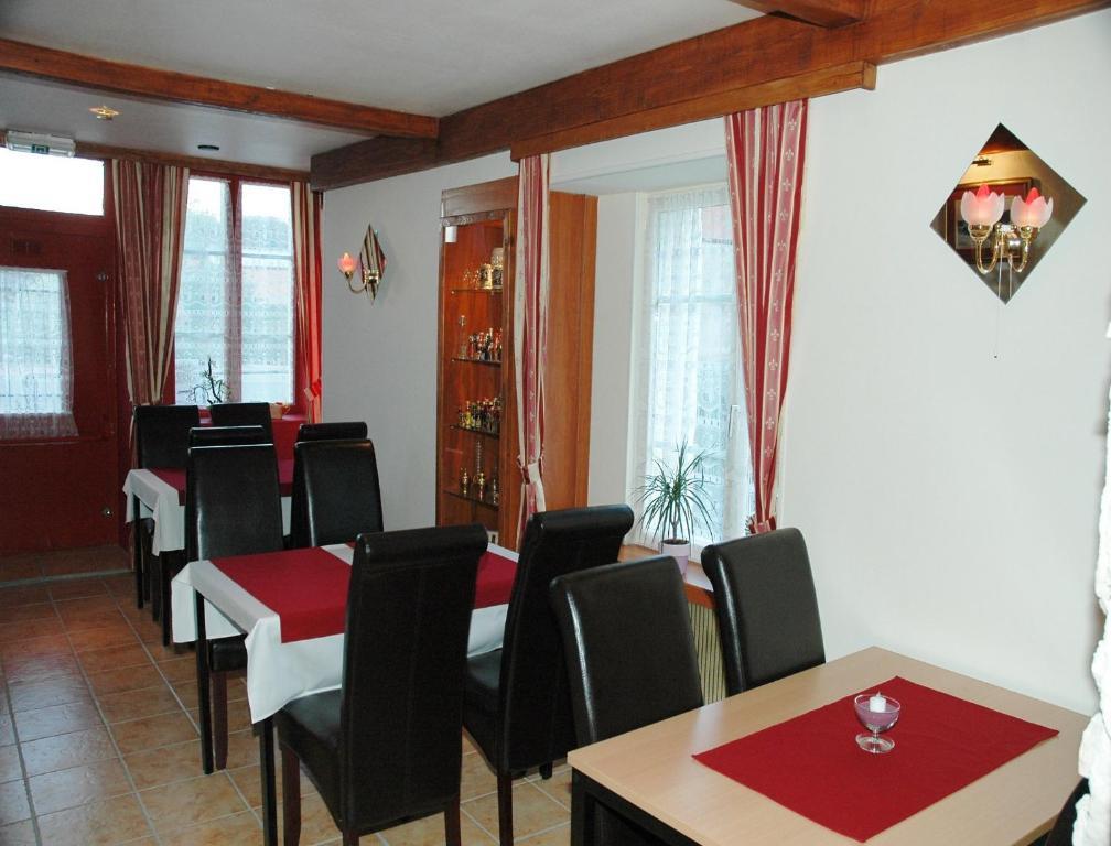 B&B Mirage Frecourt Экстерьер фото